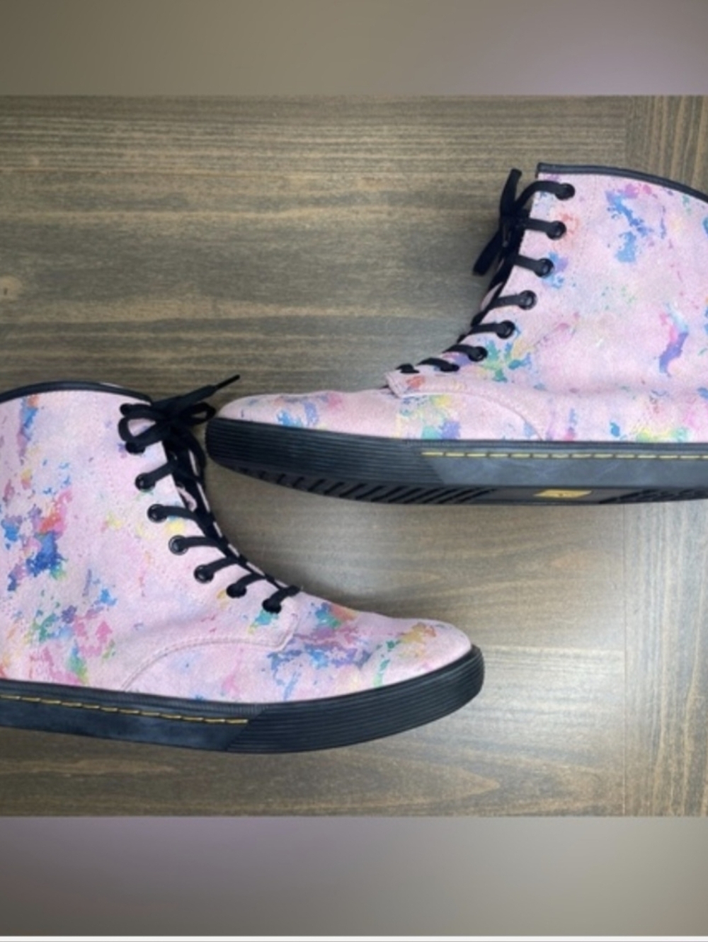 Dr. Martens Sheridan pink rainbow suede size 10